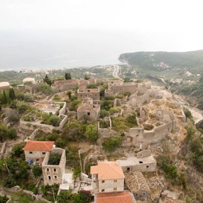 Albanija