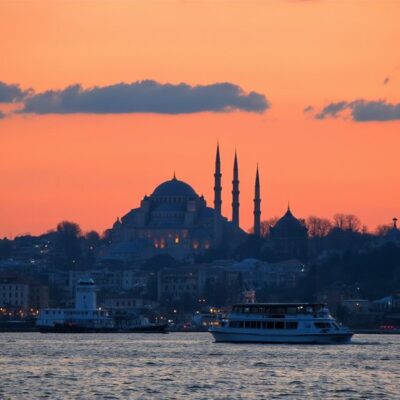 seasonal factors influencing turkish travel