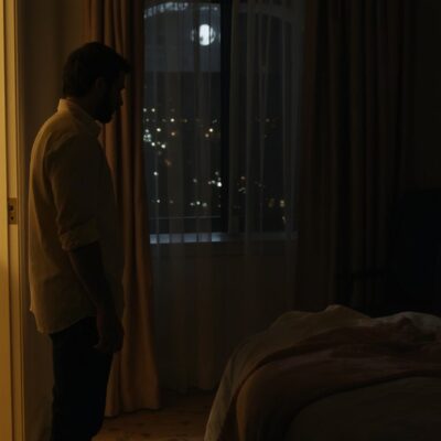 viešbučio personalo netikėtas apšvietimo patarimas