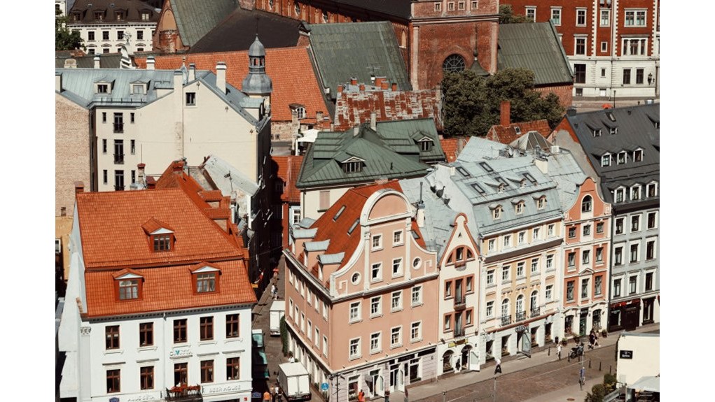 Tapk turisto vietoje mieste