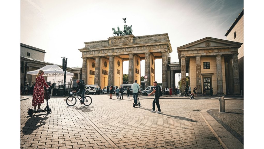 Berlynas mokės turistams