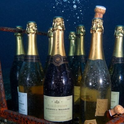 Šampano buteliai išliko Titaniko gylyje