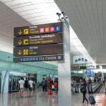 Tėvai paliko sūnų oro uoste