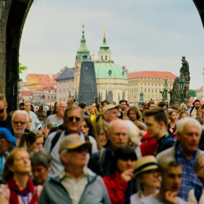 šalys nedraugiškos prieš draugiškas