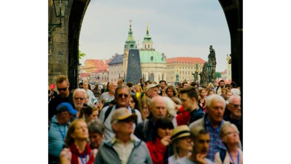 šalys nedraugiškos prieš draugiškas