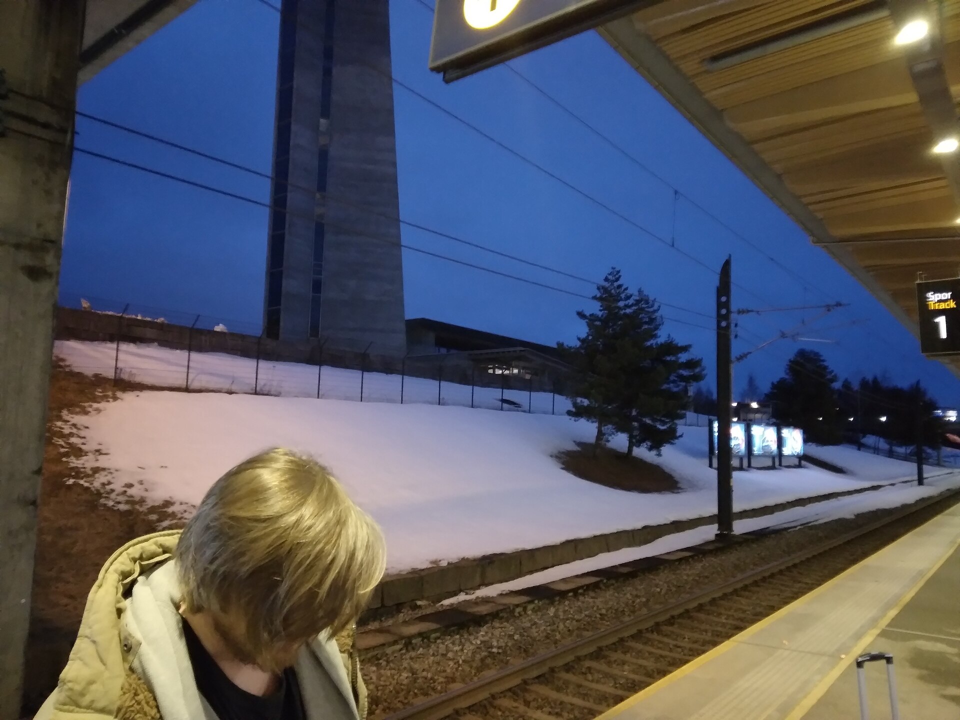 „Ar lėktuve yra medikas?“ Skrydis į Norvegiją, kai keleivis neteko sąmonės