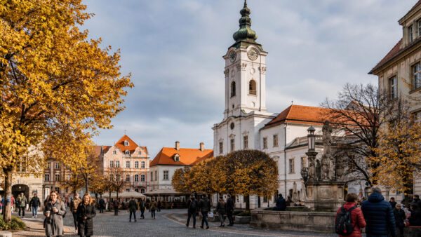 Britai „atrado“ miestą, kurį dauguma lietuvių laiko tiesiog pakeliui: Kaunas – tarp labiausiai populiarėjančių Europos krypčių