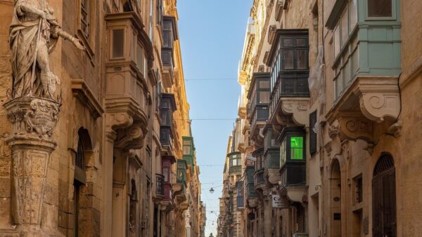 Malta griežtina taisykles turistams: 200 eurų baudų suma gali baigtis išsiuntimu iš šalies