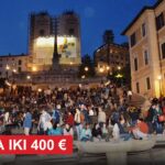 Atsisėdote pailsėti ant garsiųjų laiptų Romoje? Ši akimirka gali kainuoti 250 eurų, o sumuštinis – dar daugiau