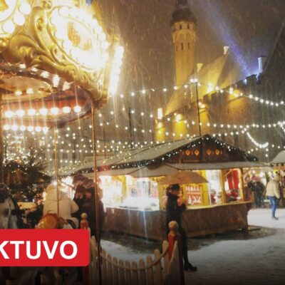 Kalėdų mugė, iki kurios nereikia lėktuvo: dvi kaimynės ginčijasi, kuri pirmoji pastatė eglę, o lankytojai laimi abiejose